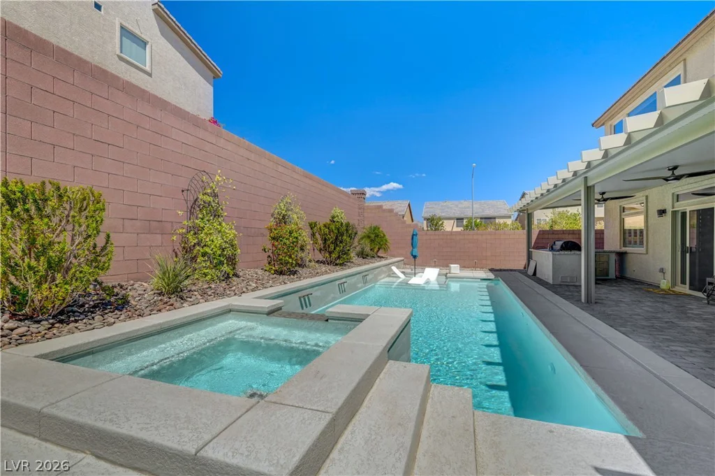 8603 Hallcrest, Las Vegas, NV 89139
