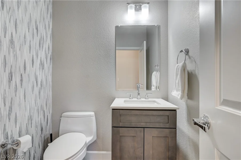 8603 Hallcrest, Las Vegas, NV 89139