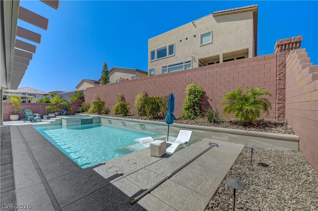 8603 Hallcrest, Las Vegas, NV 89139