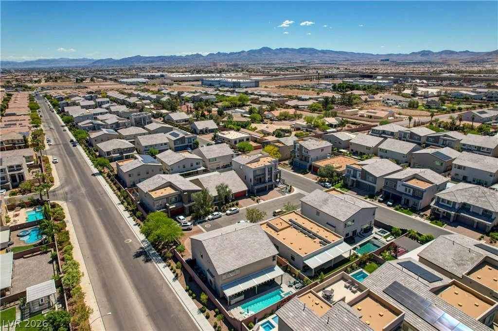 8603 Hallcrest, Las Vegas, NV 89139
