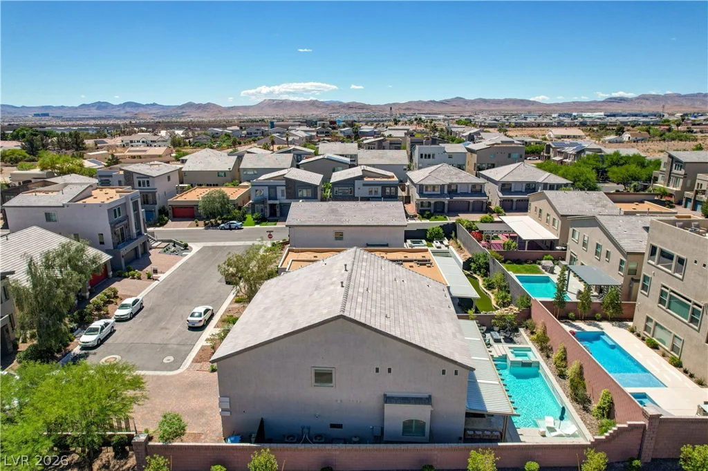 8603 Hallcrest, Las Vegas, NV 89139
