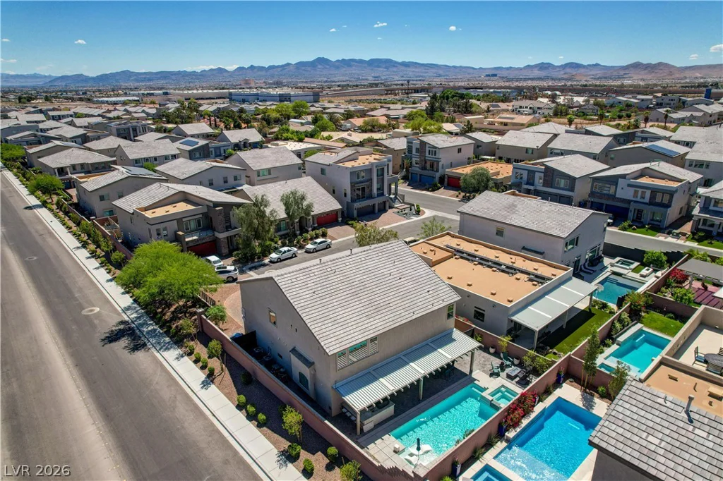 8603 Hallcrest, Las Vegas, NV 89139