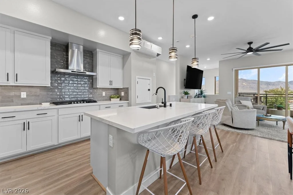 10001 Hematite, Las Vegas, NV 89143