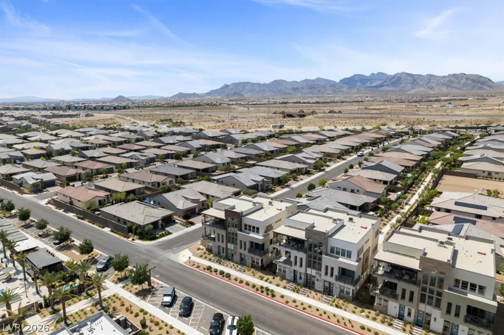 10001 Hematite, Las Vegas, NV 89143