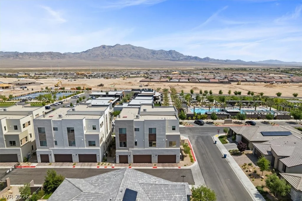 10001 Hematite, Las Vegas, NV 89143