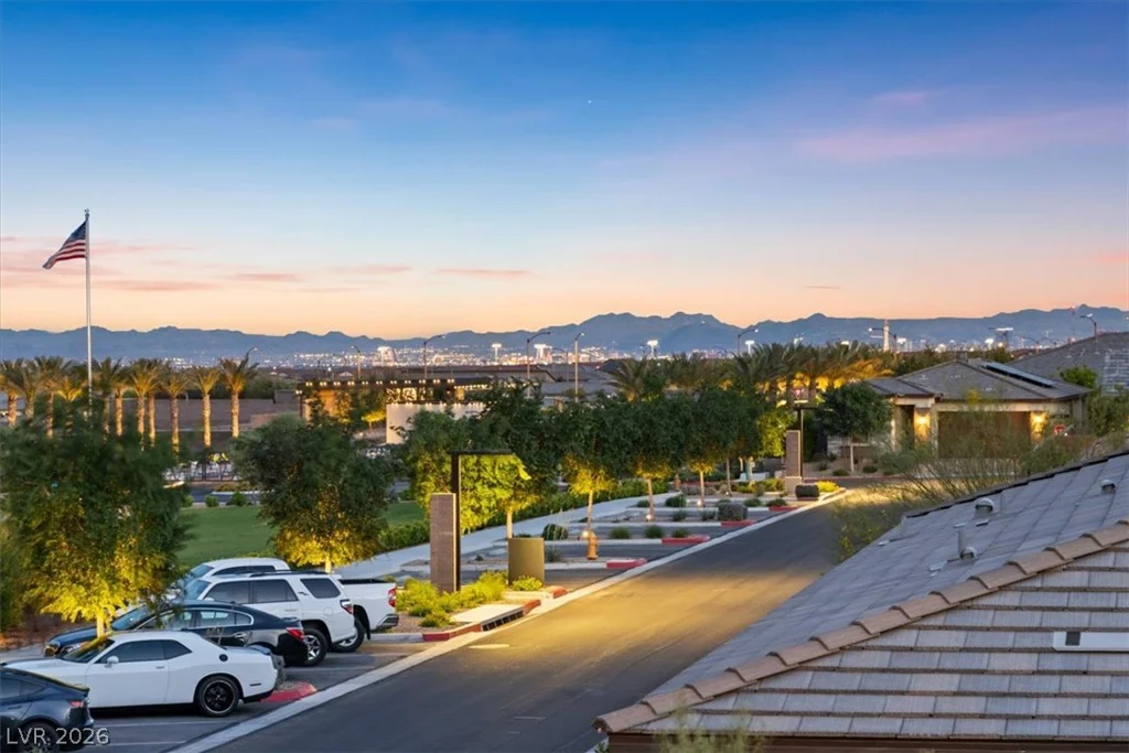 10001 Hematite, Las Vegas, NV 89143