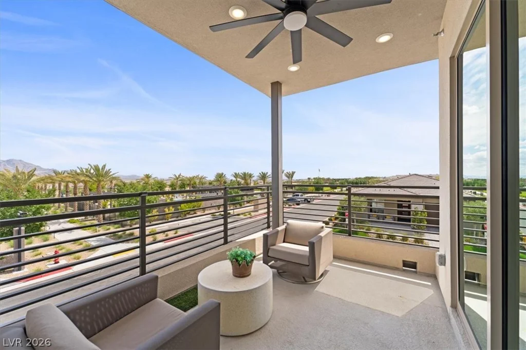 10001 Hematite, Las Vegas, NV 89143
