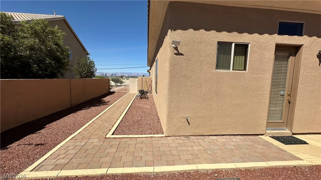264 Hollywood, Las Vegas, NV 89110