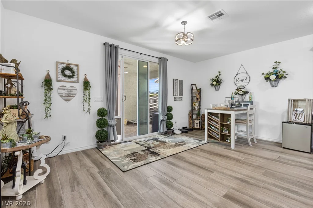 7125 Range Valley, North Las Vegas, NV 89084