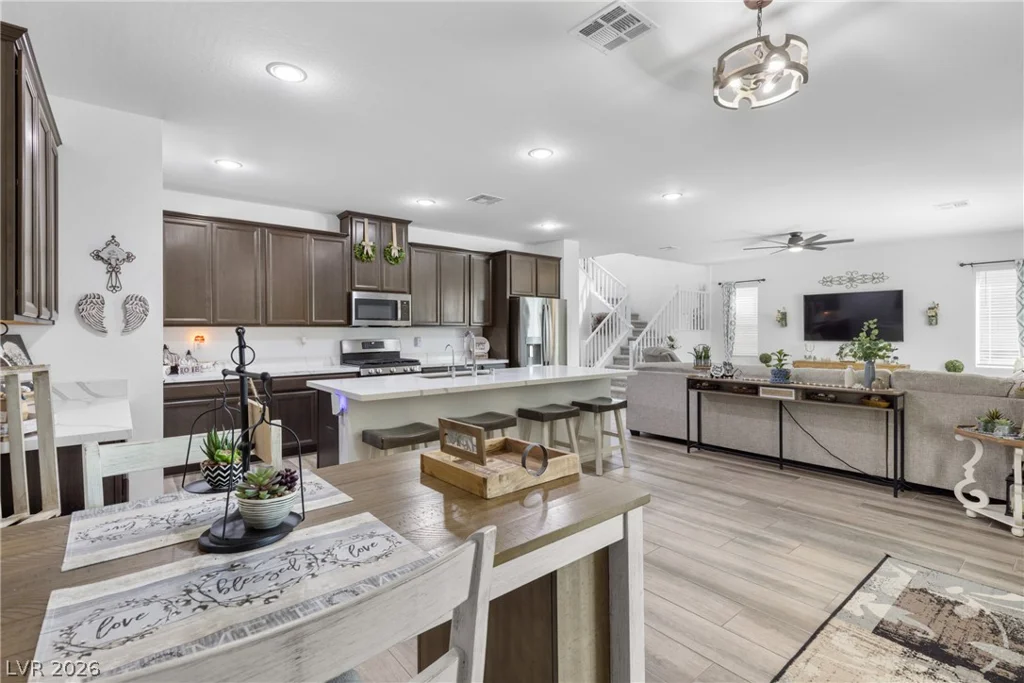 7125 Range Valley, North Las Vegas, NV 89084