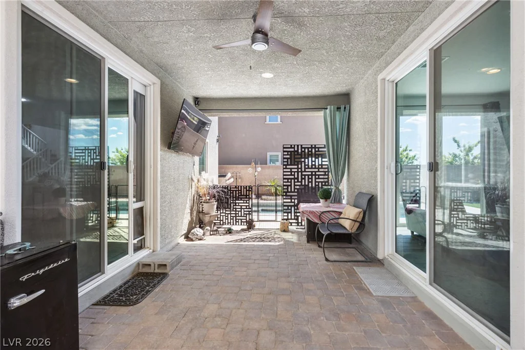 7125 Range Valley, North Las Vegas, NV 89084