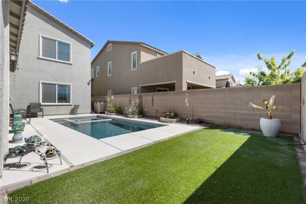 7125 Range Valley, North Las Vegas, NV 89084