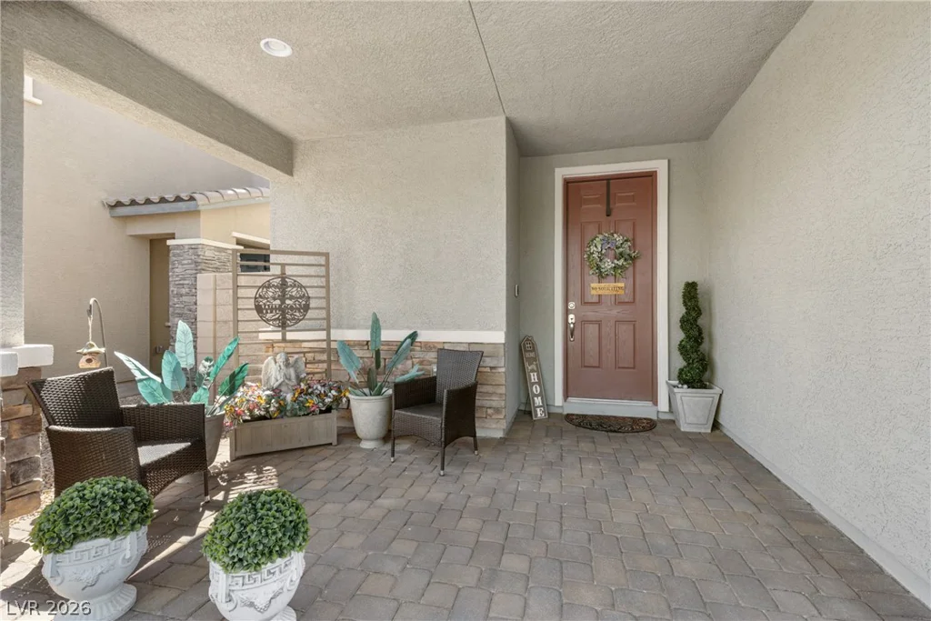 7125 Range Valley, North Las Vegas, NV 89084
