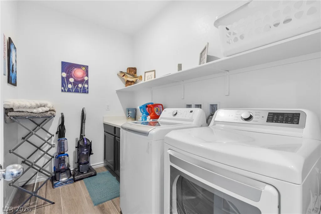 7125 Range Valley, North Las Vegas, NV 89084