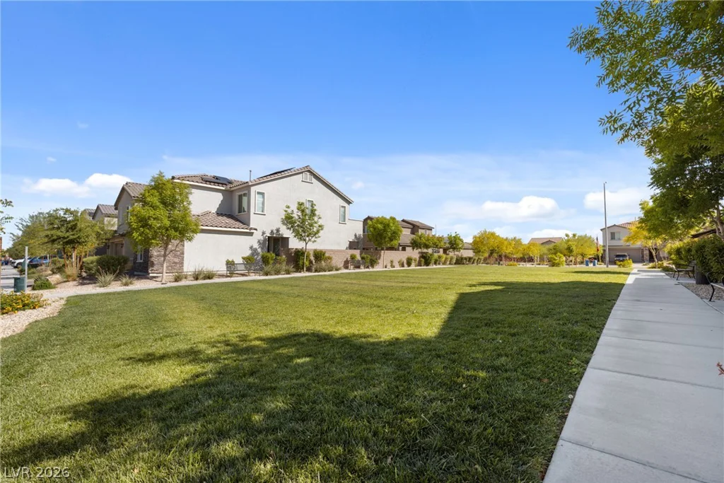 7125 Range Valley, North Las Vegas, NV 89084