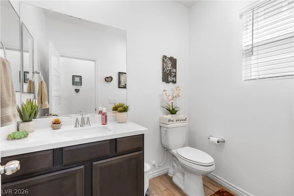 7125 Range Valley, North Las Vegas, NV 89084