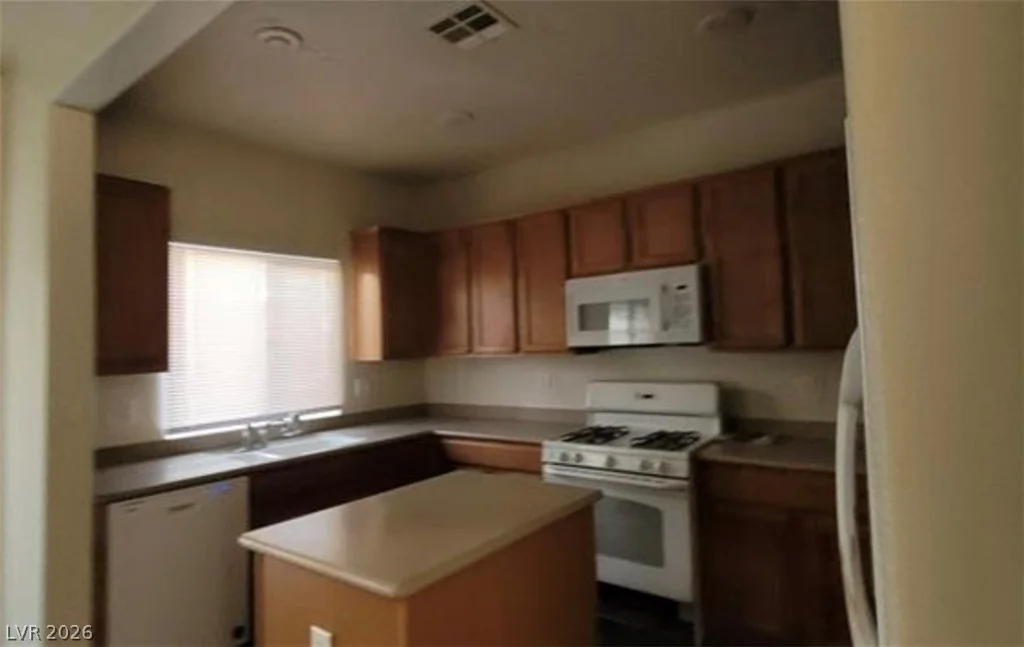 8768 Charm Canyon, Las Vegas, NV 89178