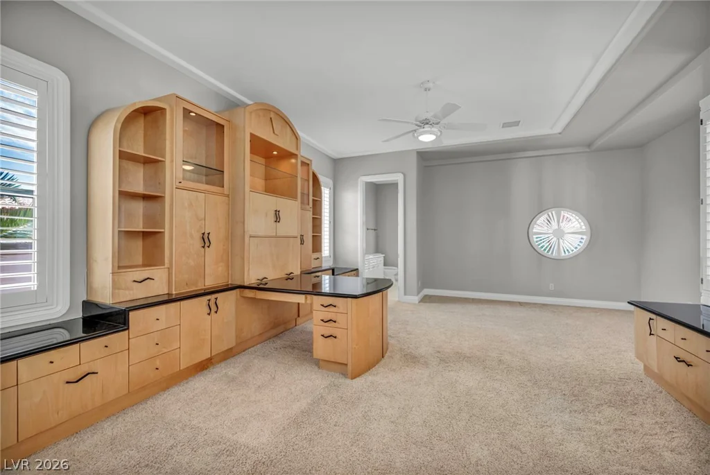 8798 Big Bluff, Las Vegas, NV 89148