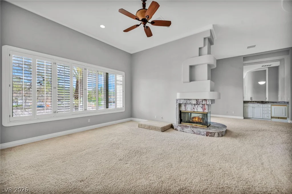 8798 Big Bluff, Las Vegas, NV 89148