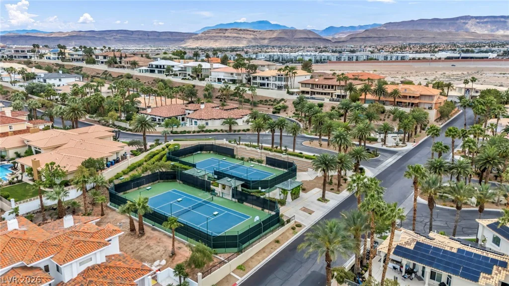 8798 Big Bluff, Las Vegas, NV 89148