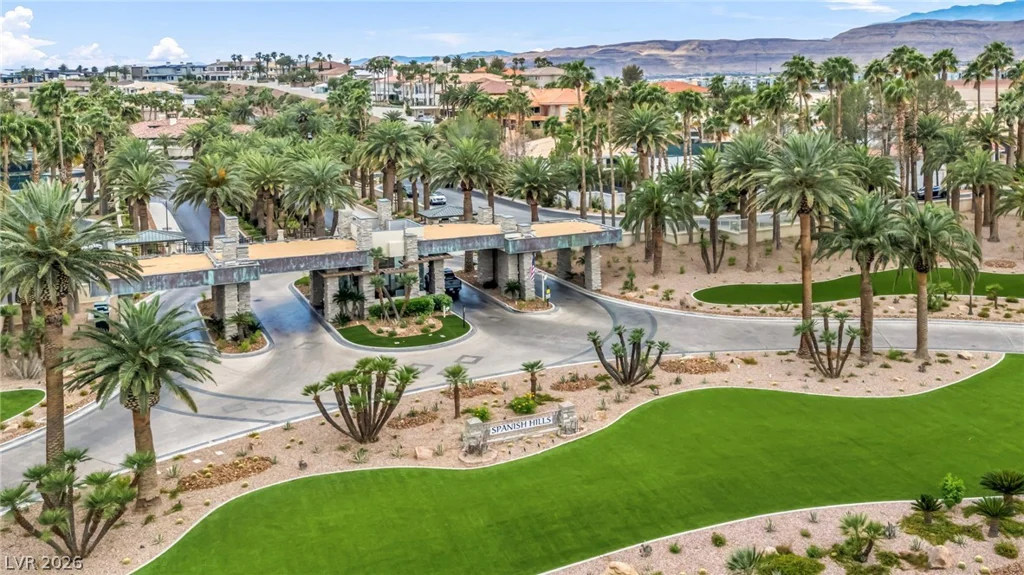 8798 Big Bluff, Las Vegas, NV 89148