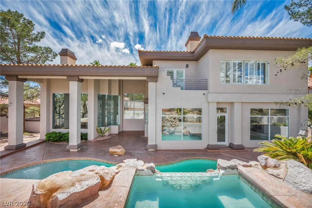 8798 Big Bluff, Las Vegas, NV 89148