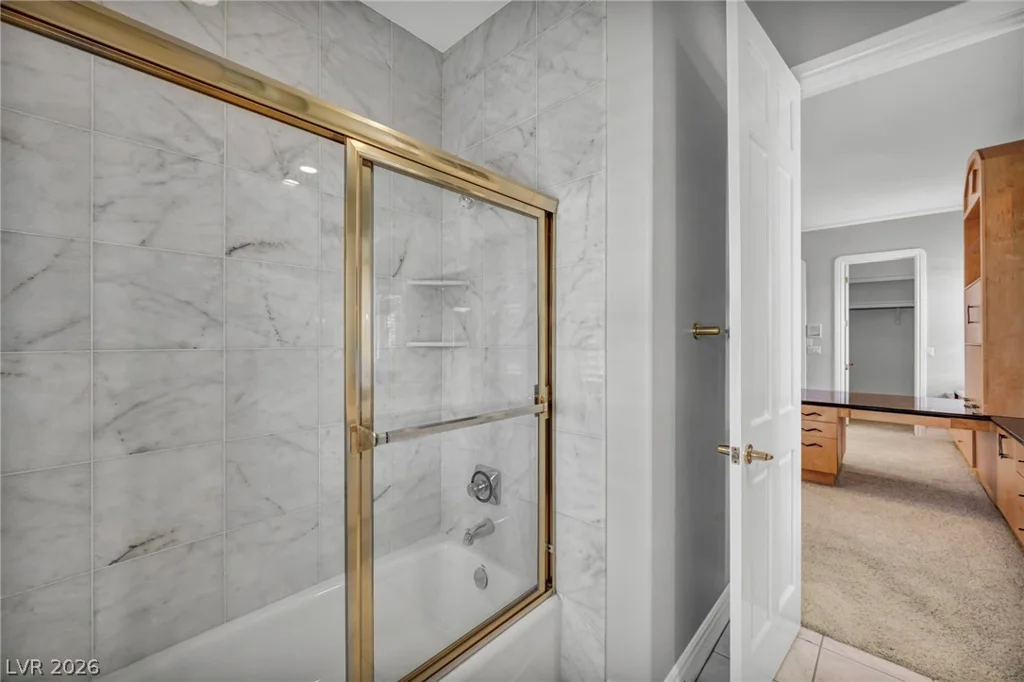 8798 Big Bluff, Las Vegas, NV 89148