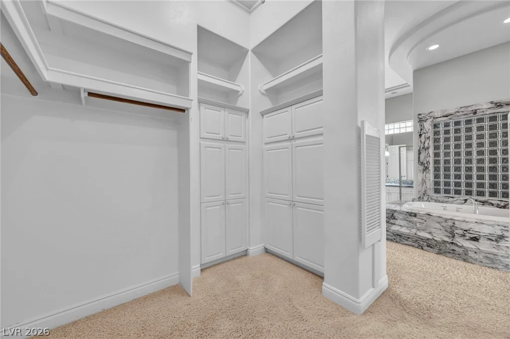 8798 Big Bluff, Las Vegas, NV 89148