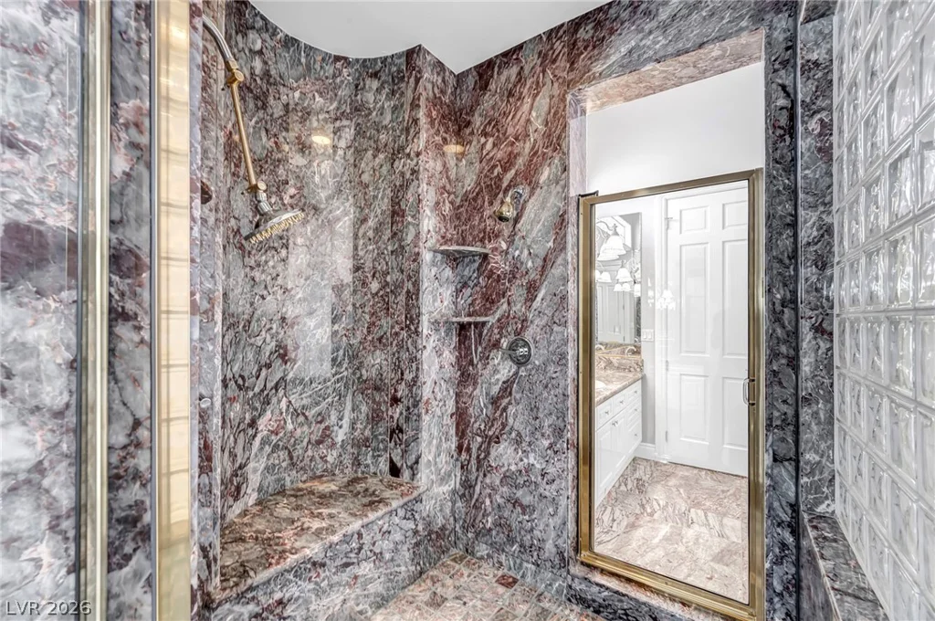 8798 Big Bluff, Las Vegas, NV 89148