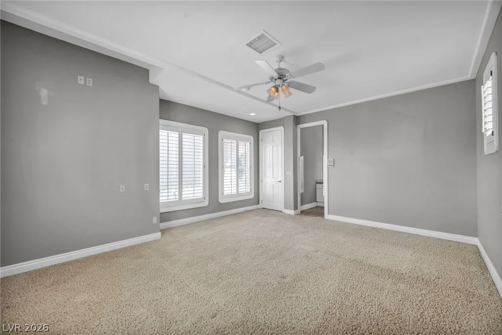 8798 Big Bluff, Las Vegas, NV 89148