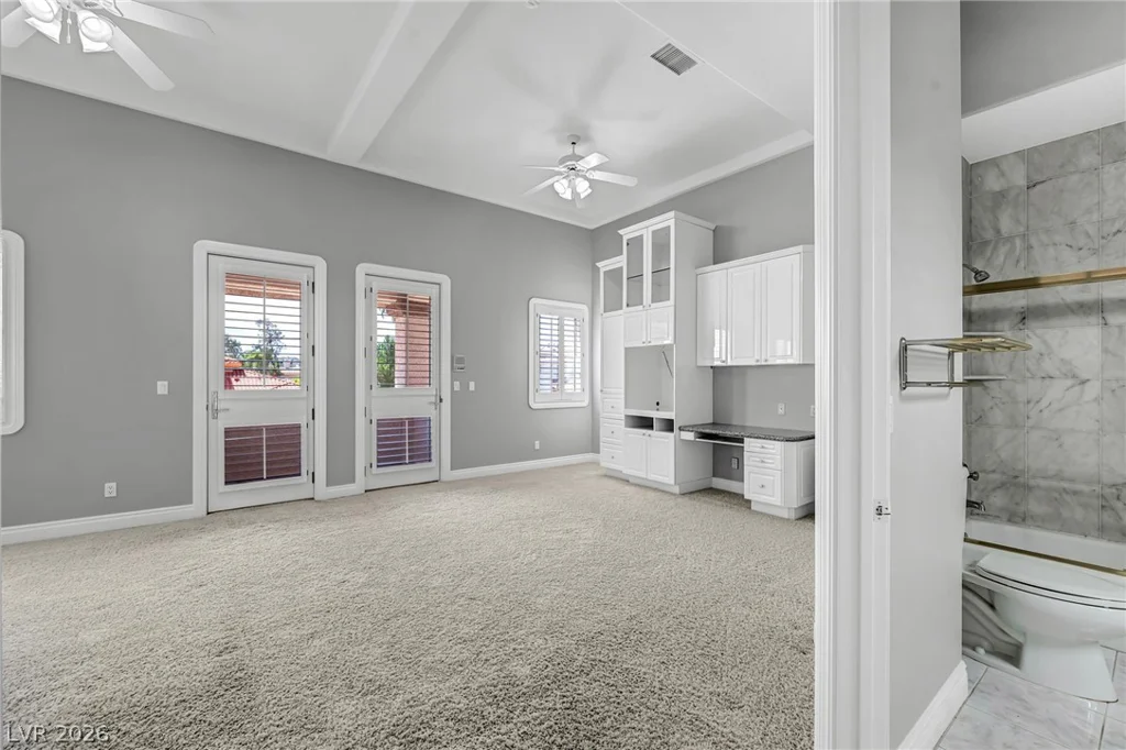 8798 Big Bluff, Las Vegas, NV 89148