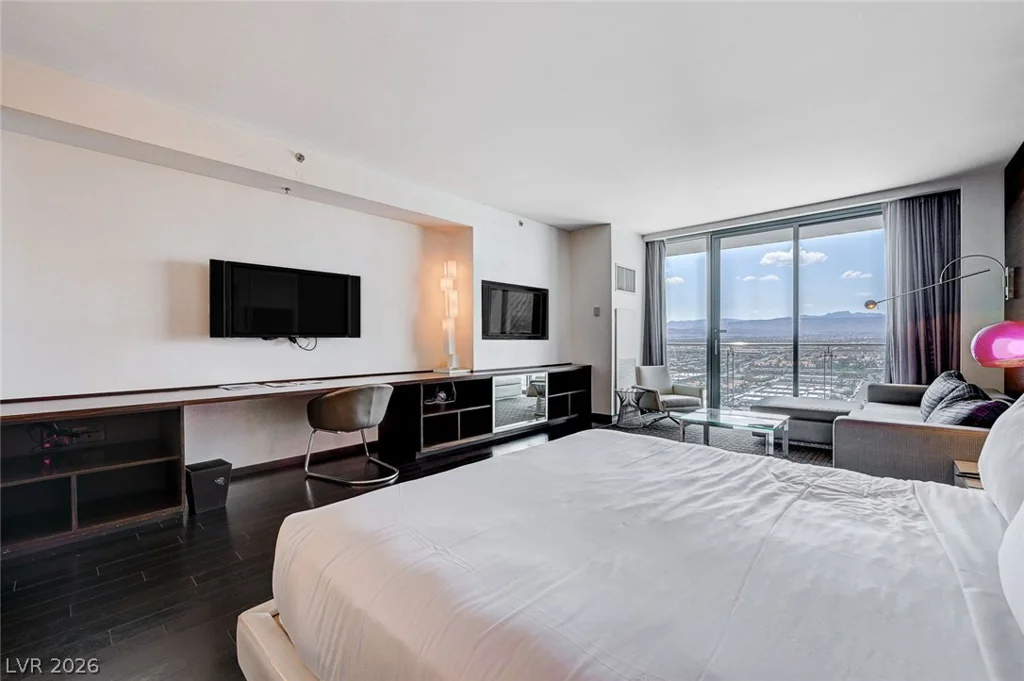 4381 Flamingo, Las Vegas, NV 89103