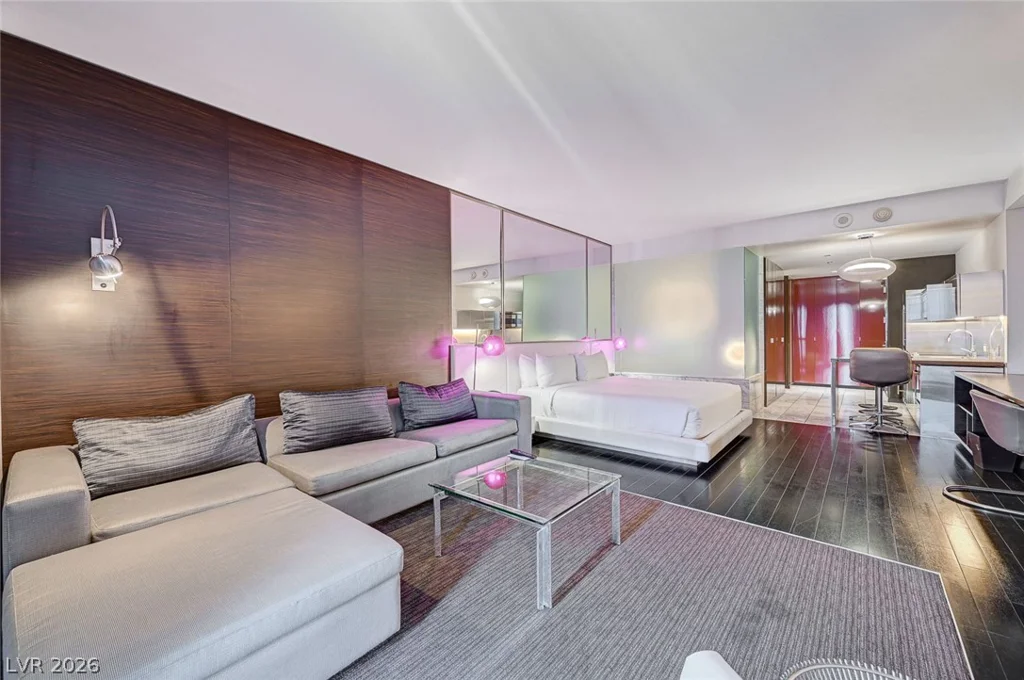 4381 Flamingo, Las Vegas, NV 89103