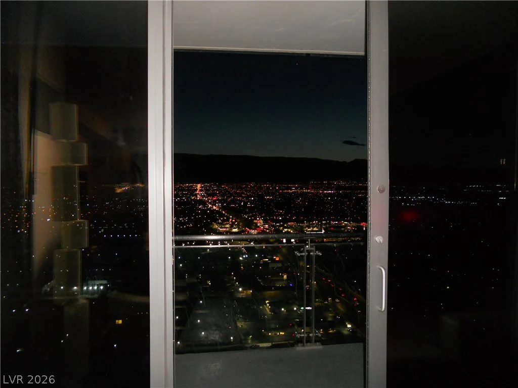 4381 Flamingo, Las Vegas, NV 89103