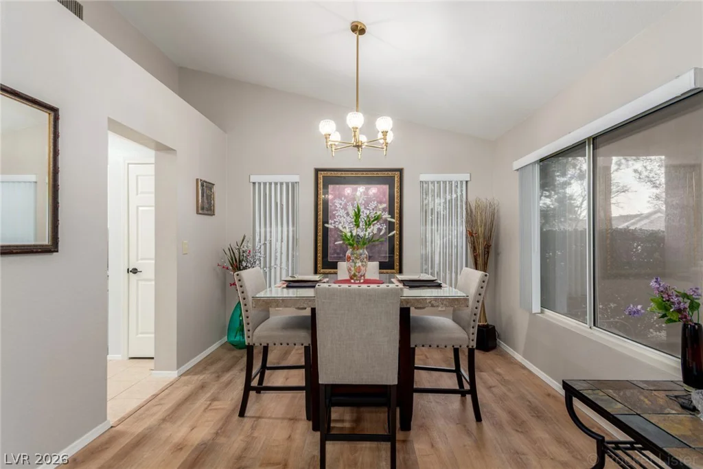 2712 Showcase, Las Vegas, NV 89134