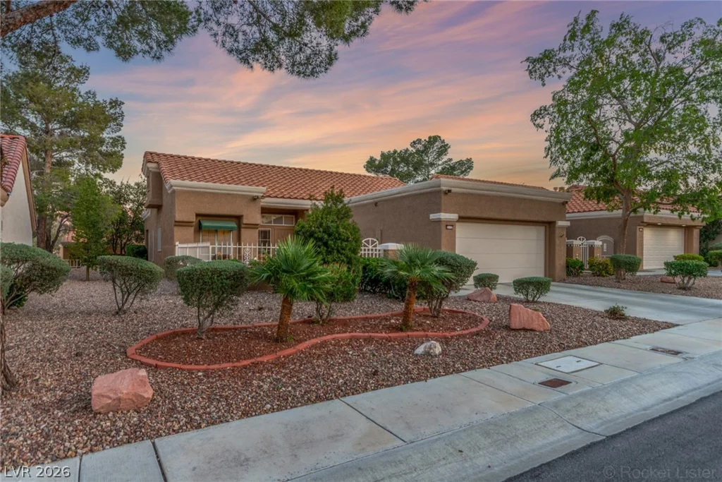 2712 Showcase, Las Vegas, NV 89134