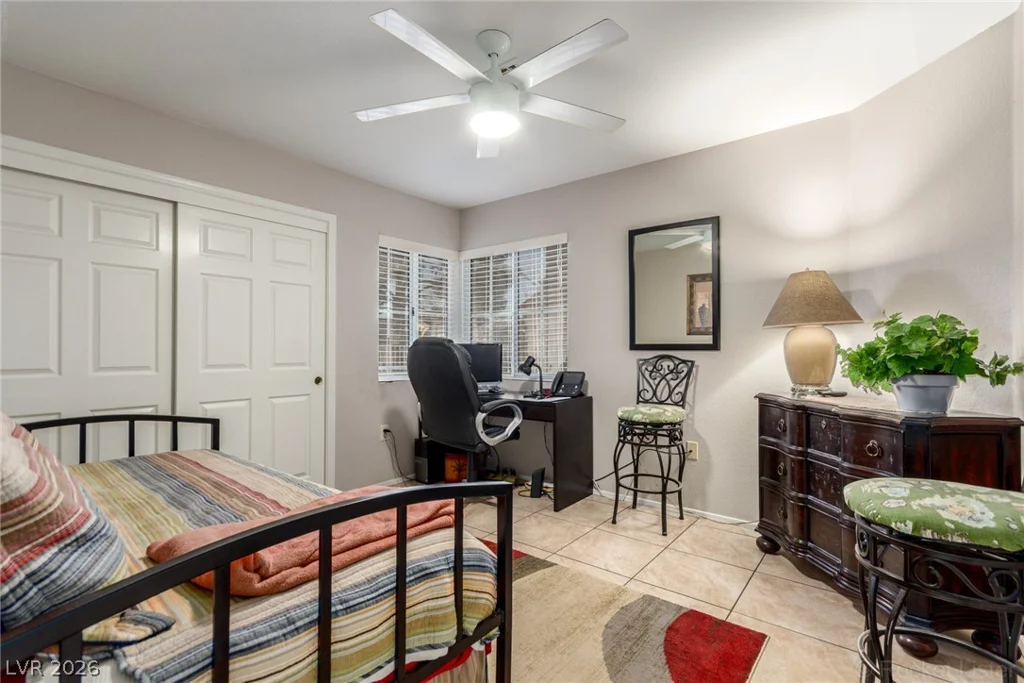 2712 Showcase, Las Vegas, NV 89134