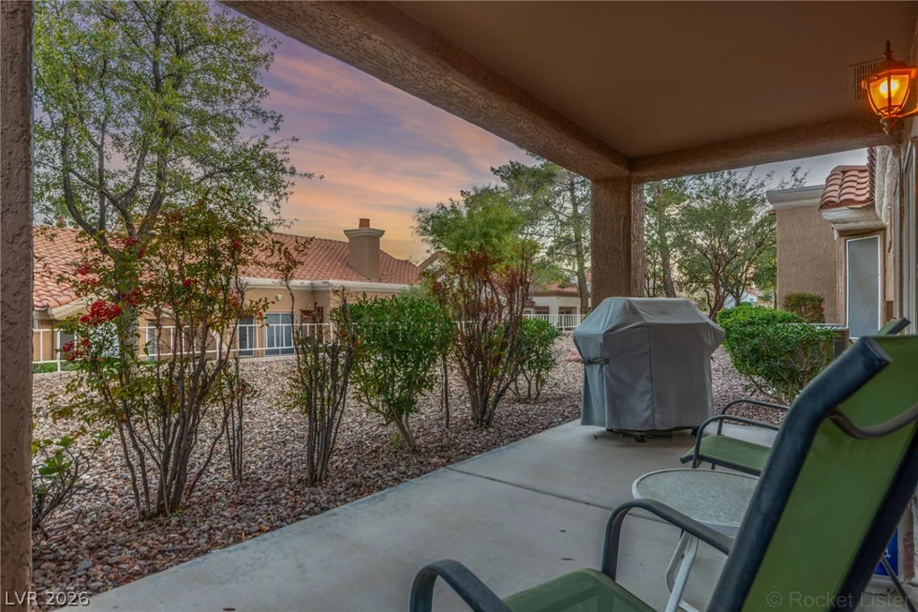 2712 Showcase, Las Vegas, NV 89134