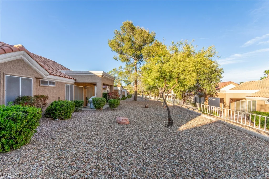 2712 Showcase, Las Vegas, NV 89134