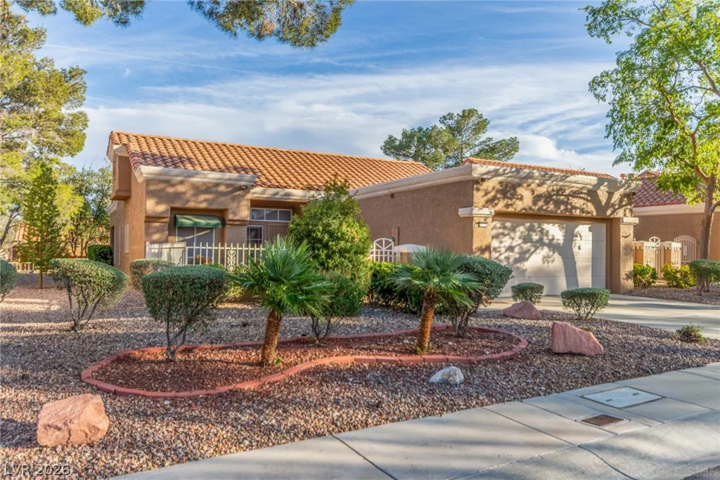 2712 Showcase, Las Vegas, NV 89134