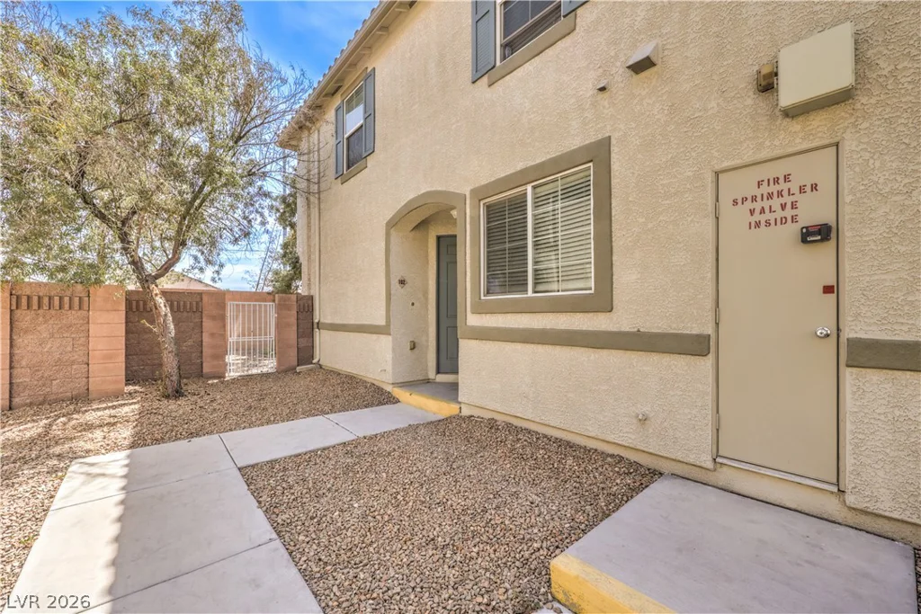4330 Westbury Square, North Las Vegas, NV 89032