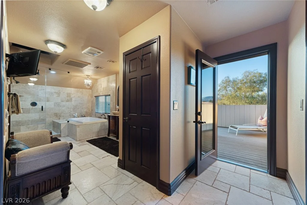 6500 Bullring, Las Vegas, NV 89130