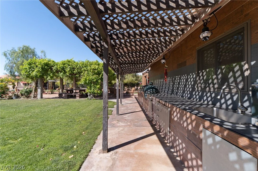 6500 Bullring, Las Vegas, NV 89130