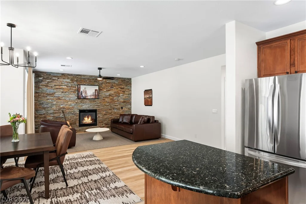 11900 Calle De Sol, Las Vegas, NV 89138