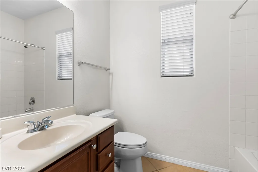 11900 Calle De Sol, Las Vegas, NV 89138