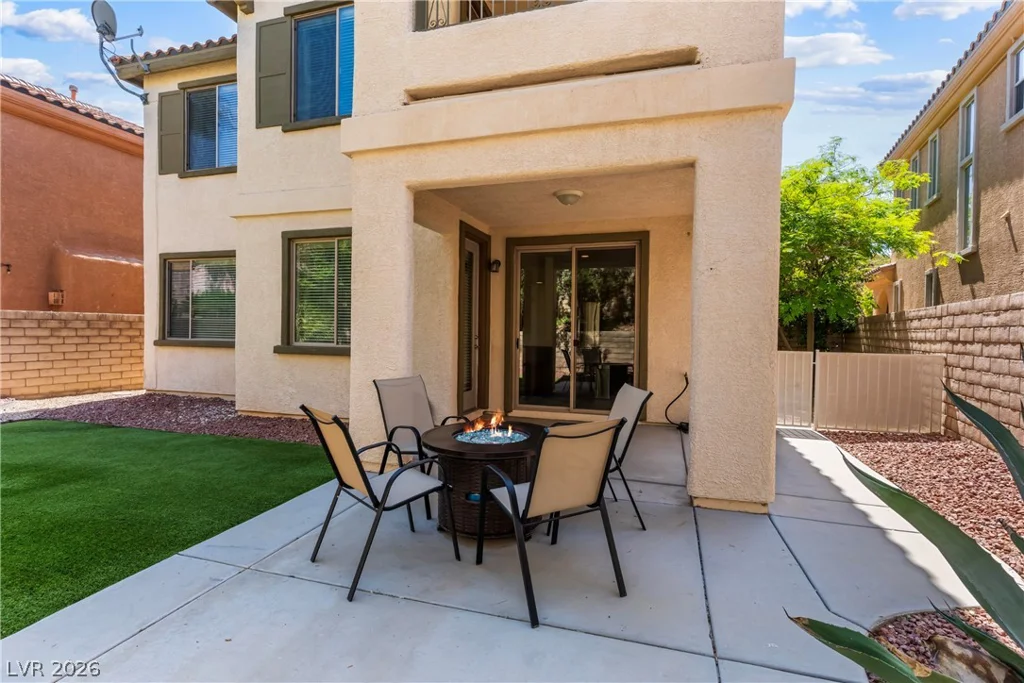 11900 Calle De Sol, Las Vegas, NV 89138
