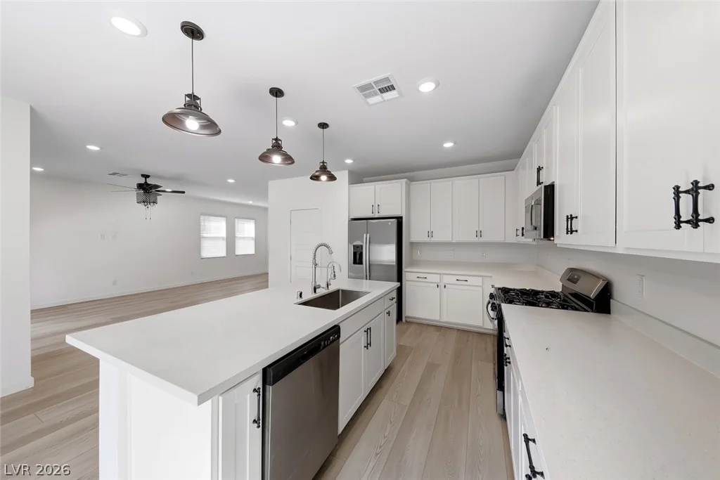 8335 Meridian Ridge, Las Vegas, NV 89147