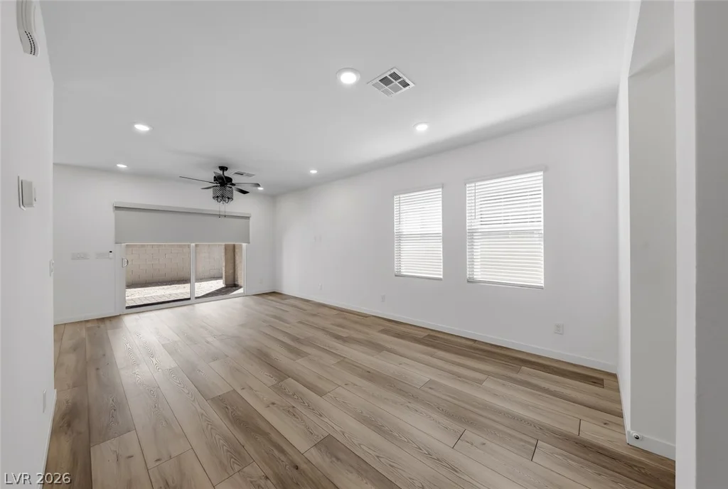 8335 Meridian Ridge, Las Vegas, NV 89147