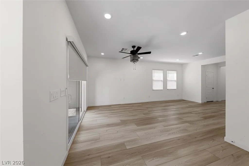 8335 Meridian Ridge, Las Vegas, NV 89147