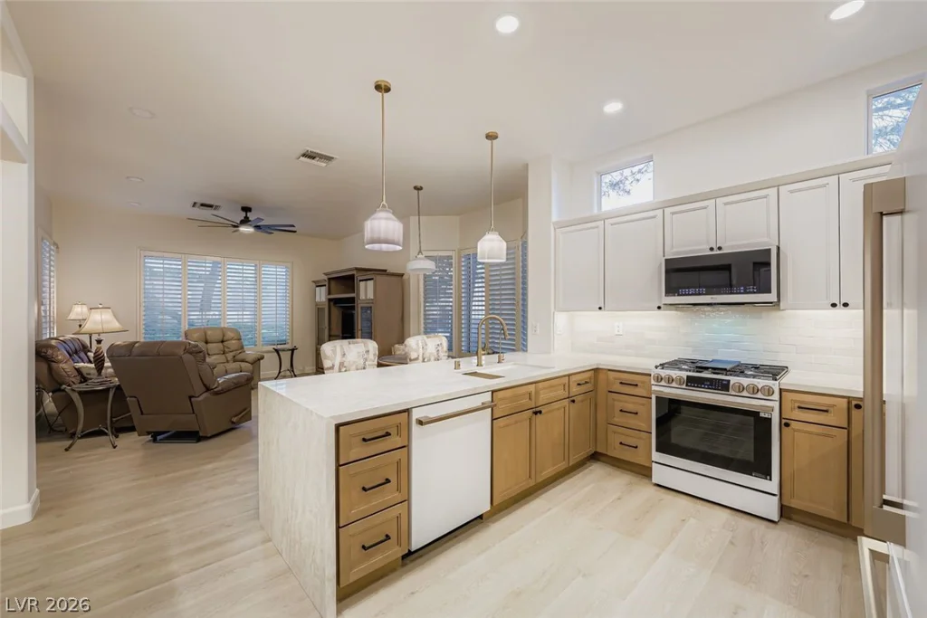 2409 Sierra Sage, Las Vegas, NV 89134